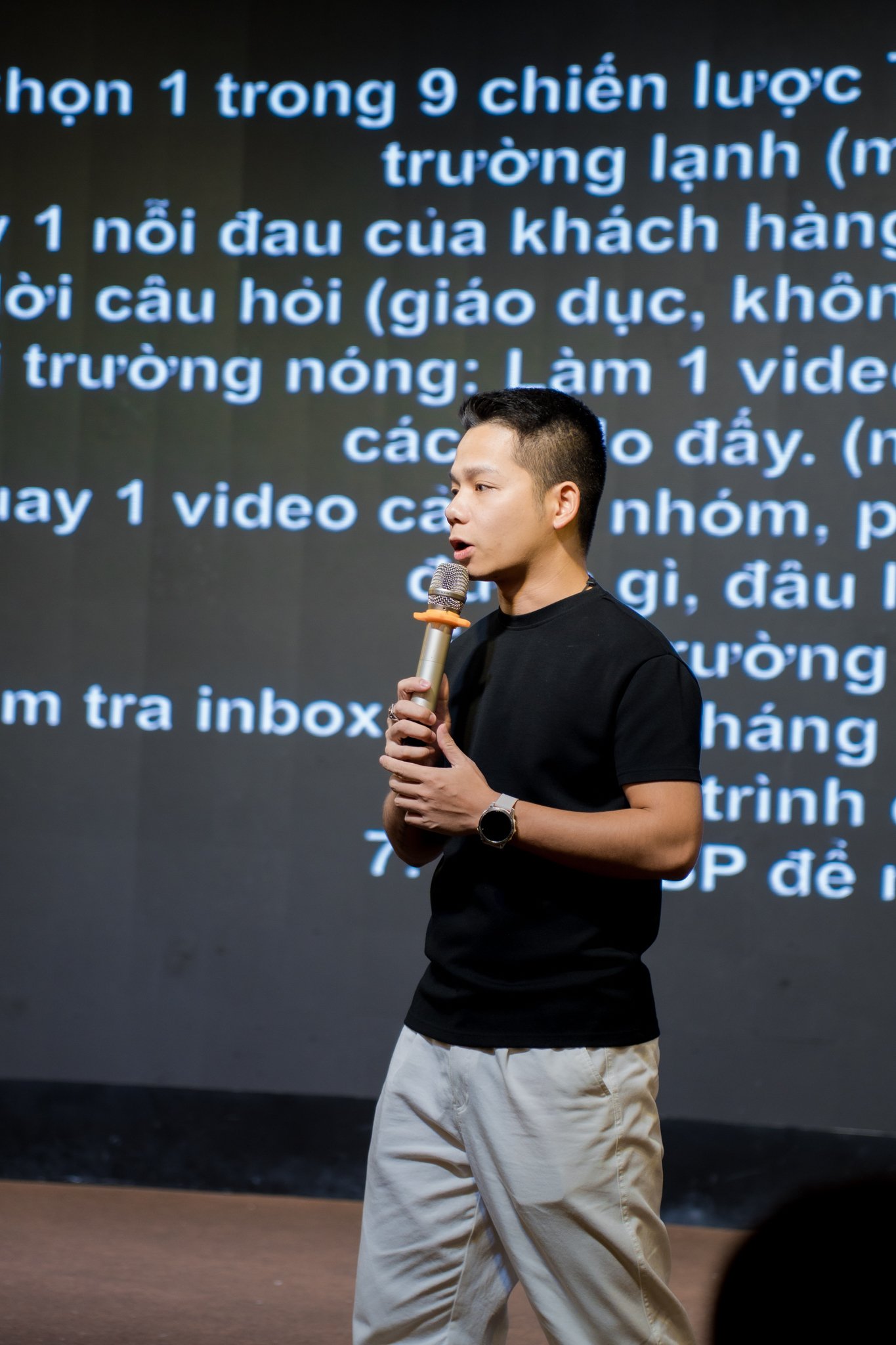 Môi trường làm việc SAN SAN Group